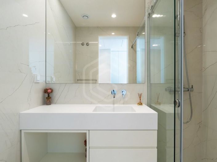 Image No.25-3 Bed Apartment for sale