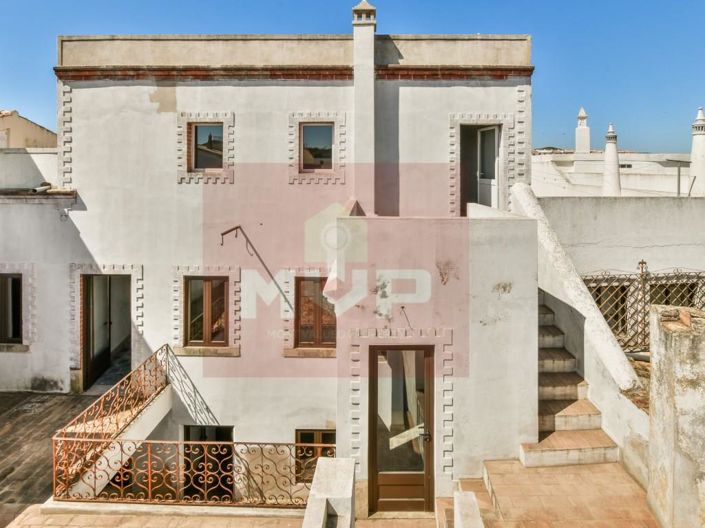 Image No.40-20 Bed House for sale