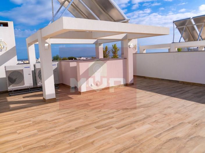 Image No.28-3 Bed House for sale