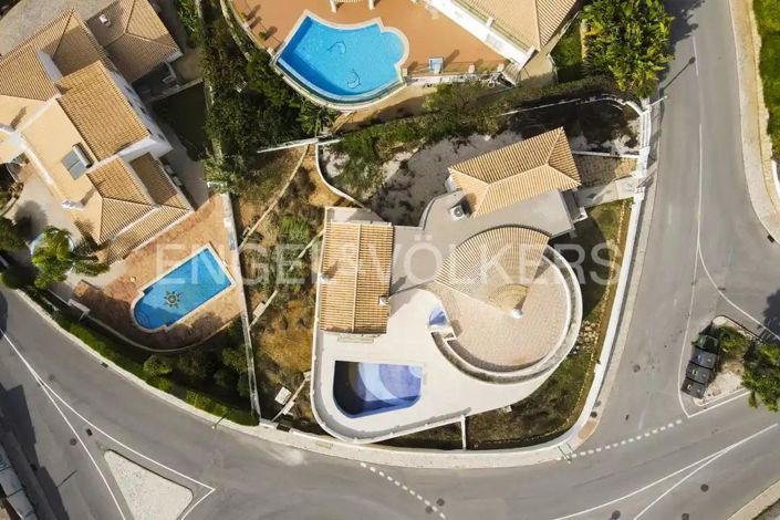 Image No.45-4 Bed House for sale