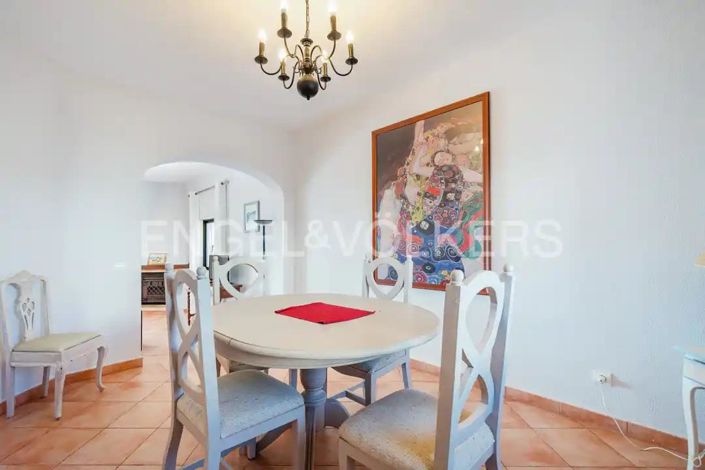 Image No.12-3 Bed House for sale