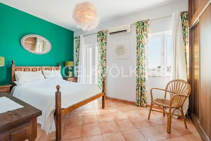 Image No.23-3 Bed House for sale