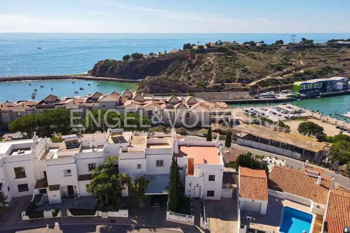 Image No.33-3 Bed House for sale