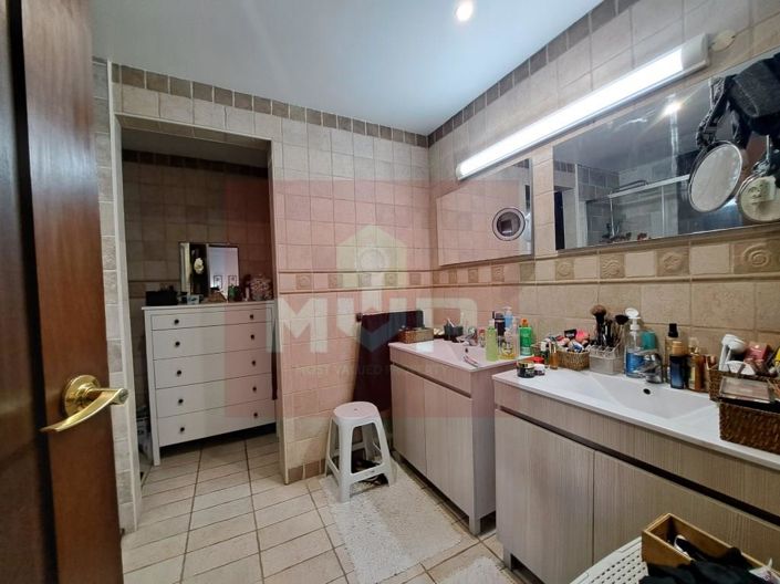 Image No.19-3 Bed Apartment for sale