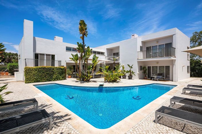 Image No.21-4 Bed House for sale