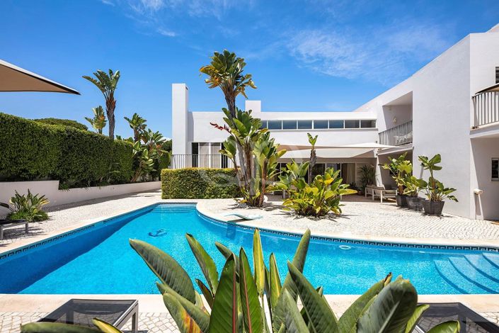 Image No.34-4 Bed House for sale