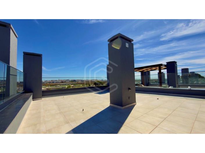 Image No.27-4 Bed House for sale