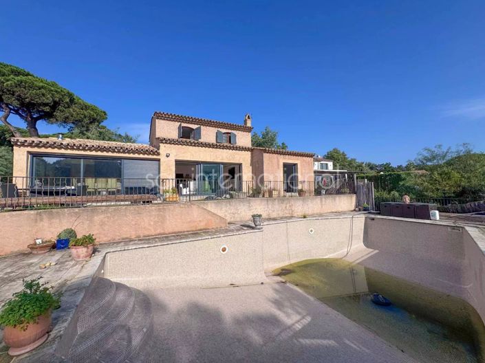 Image No.1-Maison de 4 chambres à vendre à Grimaud