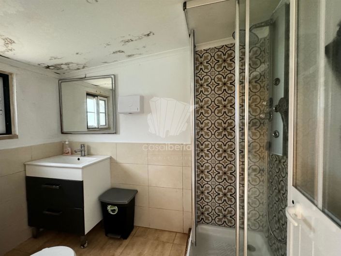 Image No.18-3 Bed House for sale