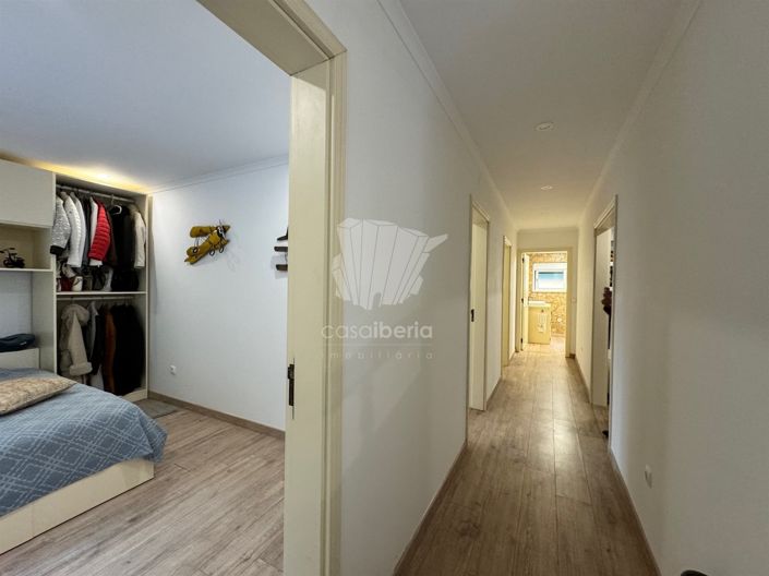 Image No.33-3 Bed House for sale