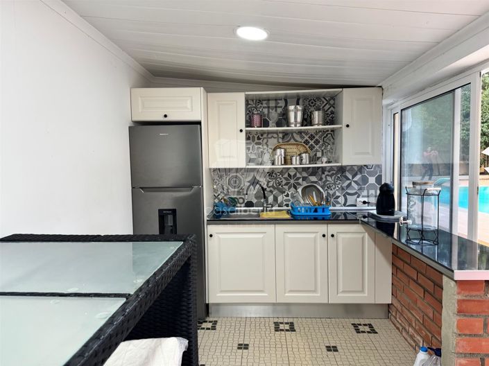 Image No.9-3 Bed House for sale