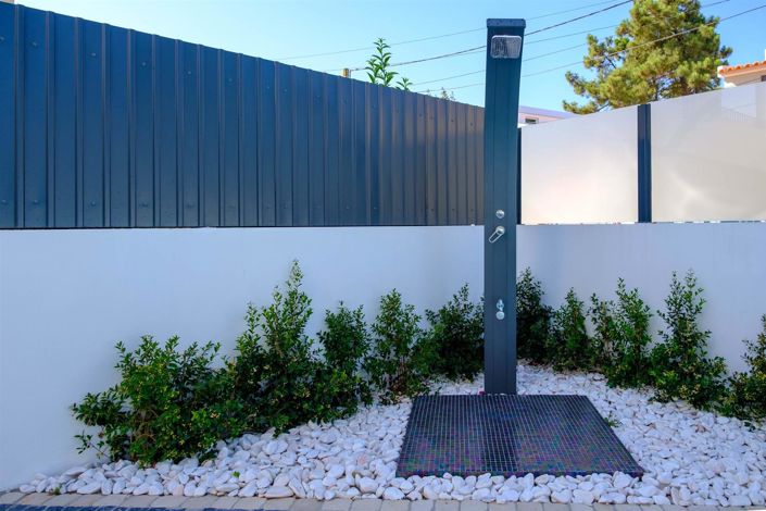 Image No.16-4 Bed House for sale