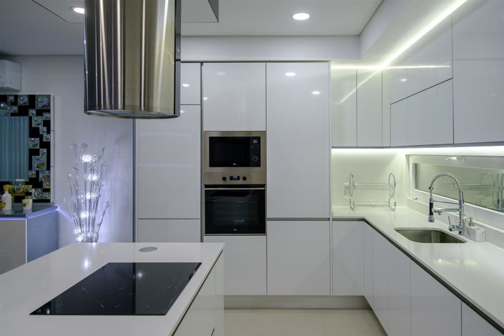 Image No.30-4 Bed House for sale