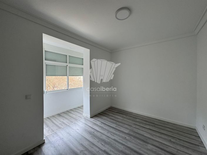 Image No.14-1 Bed Apartment for sale