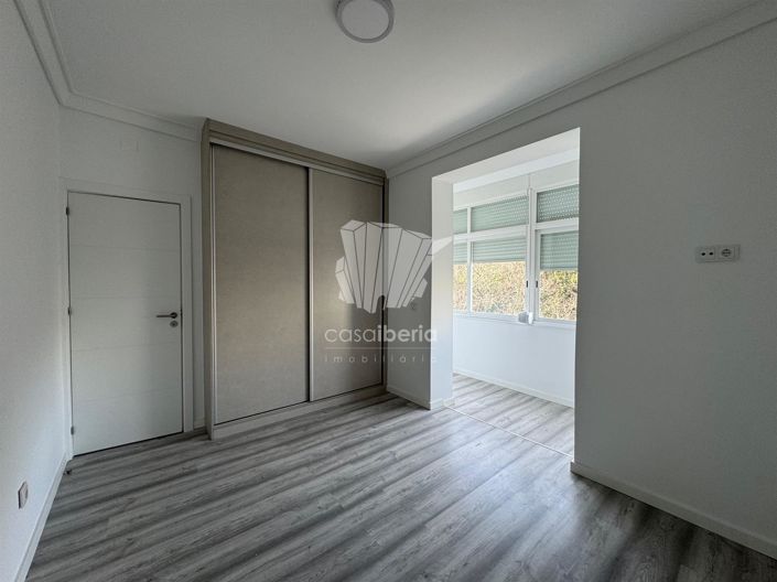 Image No.17-1 Bed Apartment for sale