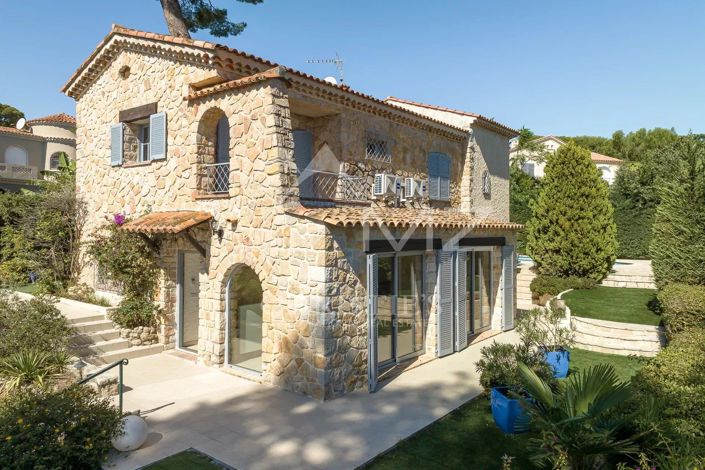 Image No.1-3 Bed House for sale