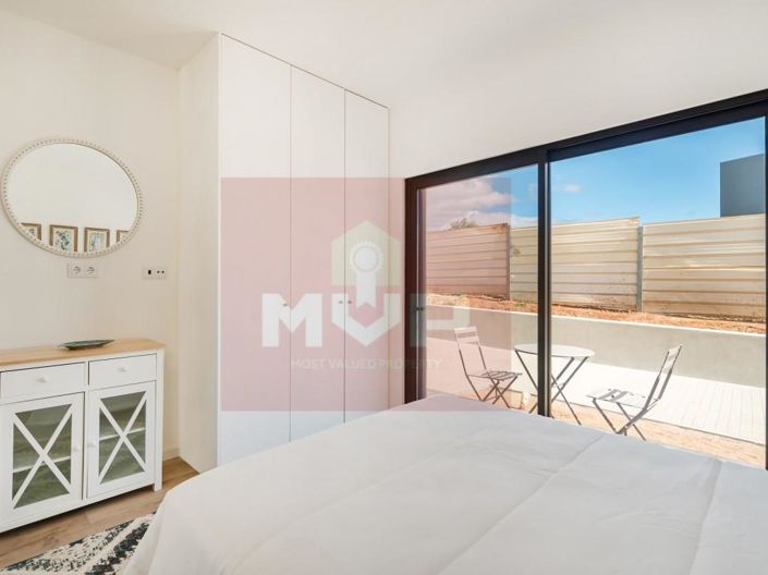 Image No.16-2 Bed House for sale