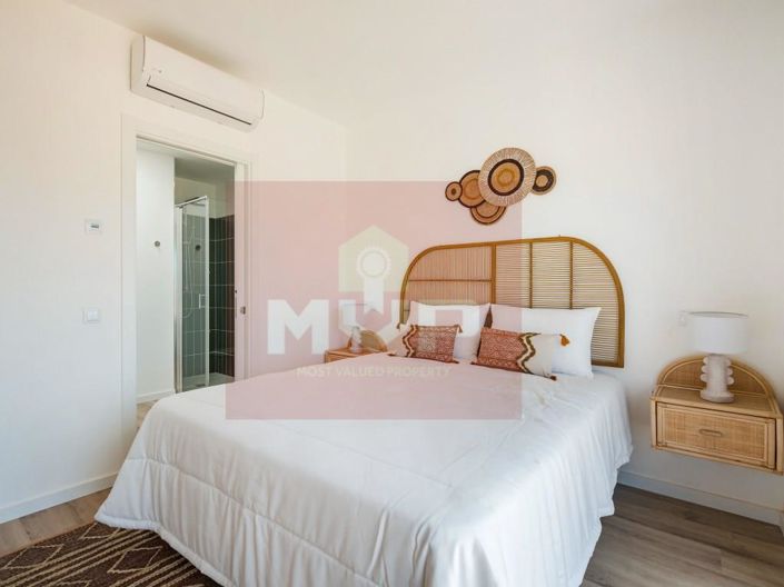 Image No.19-2 Bed House for sale