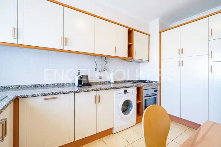 Image No.10-1 Bed Apartment for sale