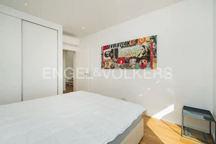 Image No.19-3 Bed House for sale