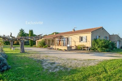 1 - Ménerbes, House