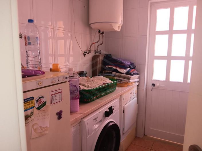 Image No.16-5 Bed House for sale