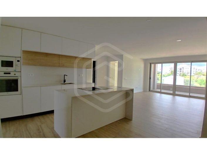 Image No.12-4 Bed Apartment for sale