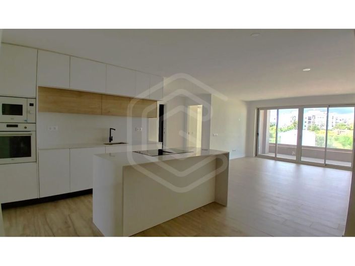 Image No.30-4 Bed Apartment for sale