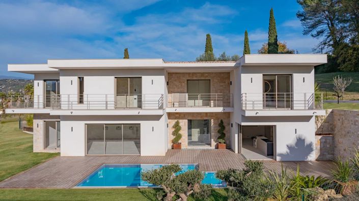 Image No.1-4 Bed House for sale