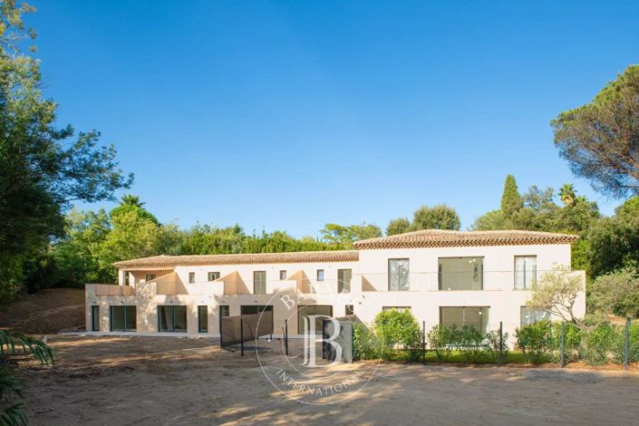Image No.1-Appartement de 2 chambres à vendre à Grimaud