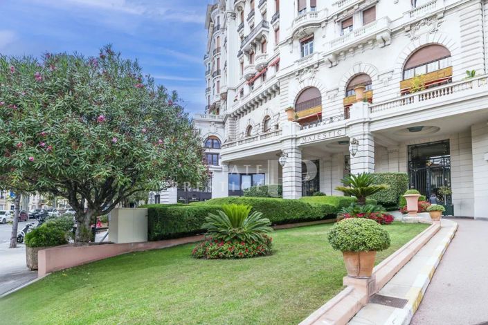 Image No.1-2 Bed Apartment for sale