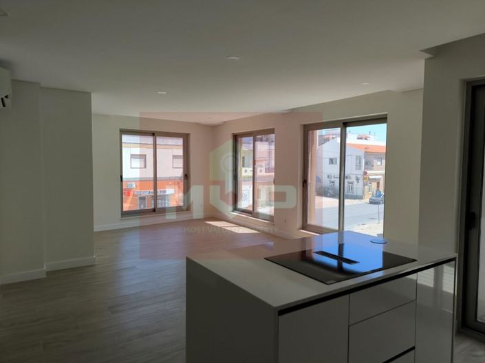 Image No.45-2 Bed Apartment for sale