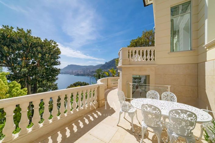 Image No.1-5 Bed House for sale