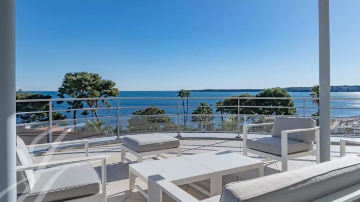 Image No.1-3 Bed Apartment for sale