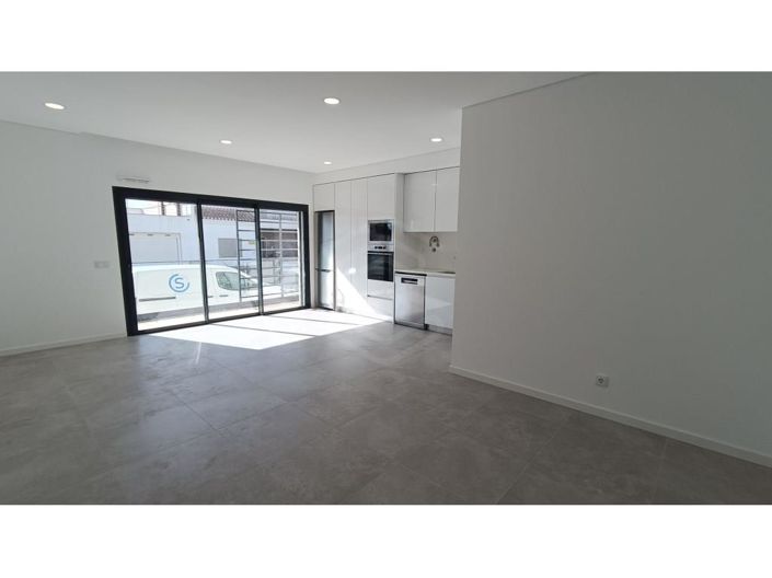 Image No.1-1 Bed Apartment for sale