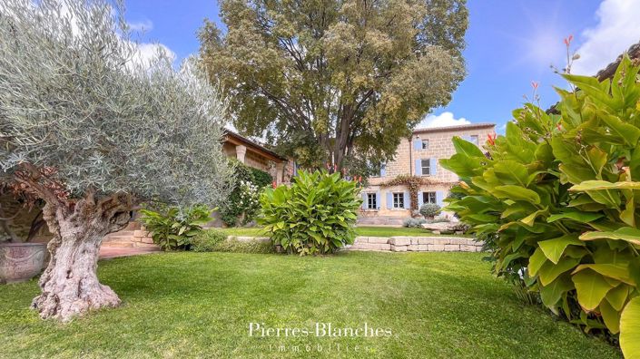 Image No.1-9 Bed House for sale