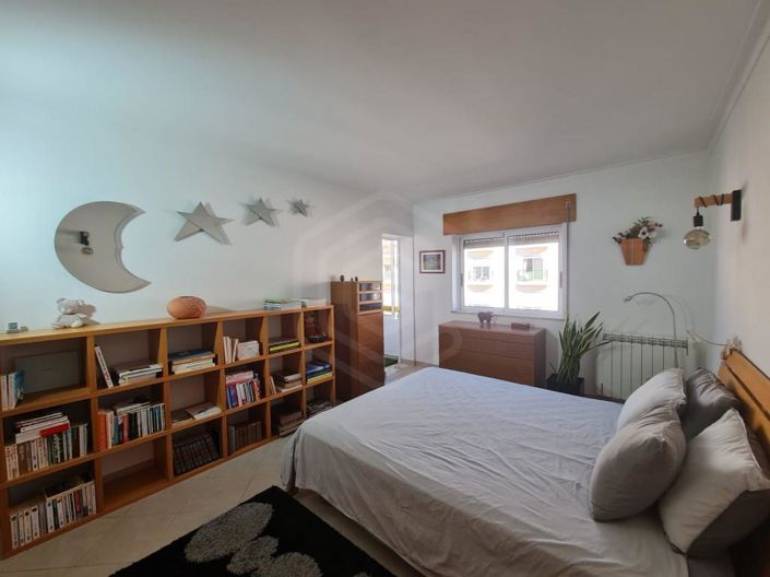 Image No.18-4 Bed Apartment for sale