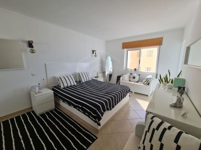 Image No.21-4 Bed Apartment for sale