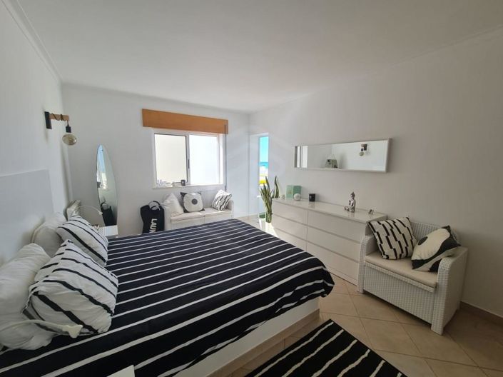 Image No.22-4 Bed Apartment for sale