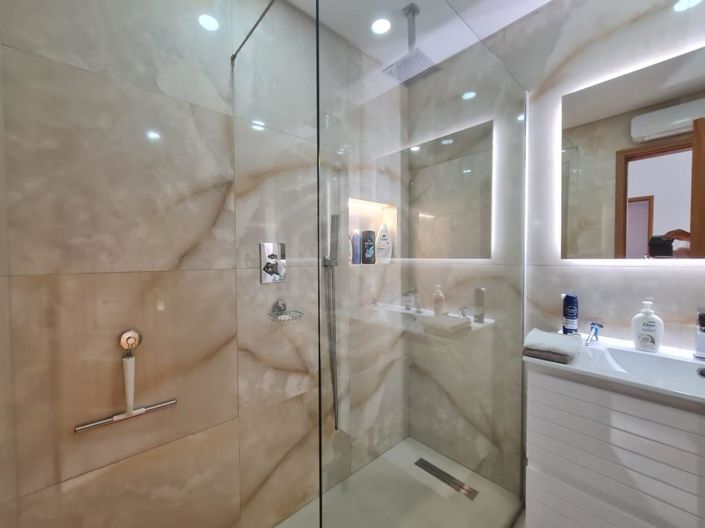 Image No.28-4 Bed Apartment for sale