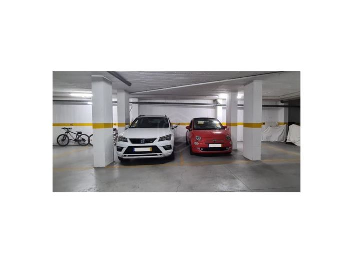 Image No.36-4 Bed Apartment for sale