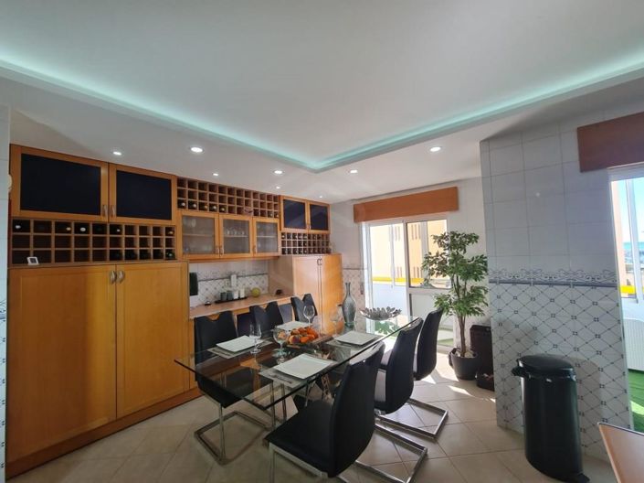 Image No.7-4 Bed Apartment for sale