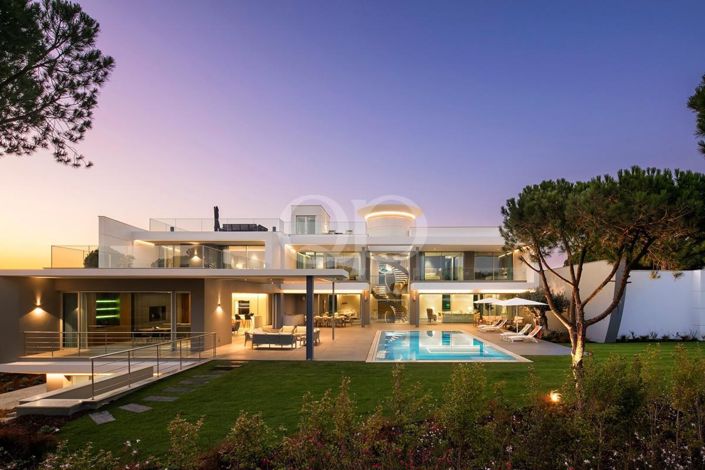 Image No.1-7 Bed House for sale