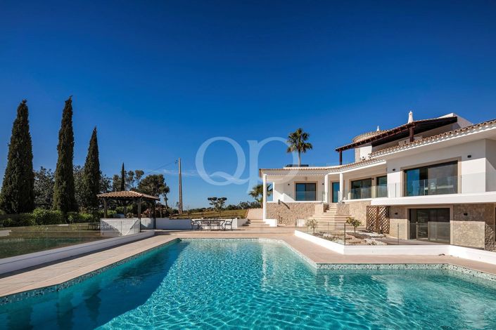 Image No.15-3 Bed House for sale