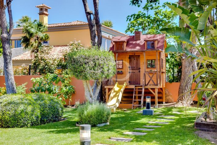 Image No.12-5 Bed House for sale