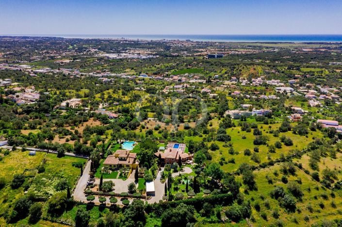 Image No.36-5 Bed House for sale