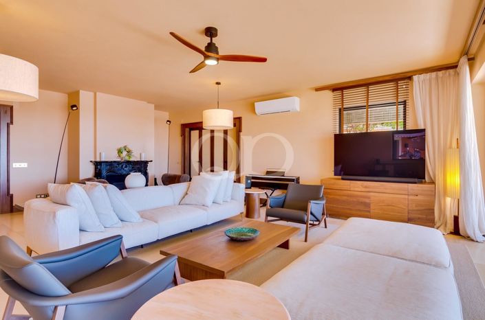 Image No.40-5 Bed House for sale