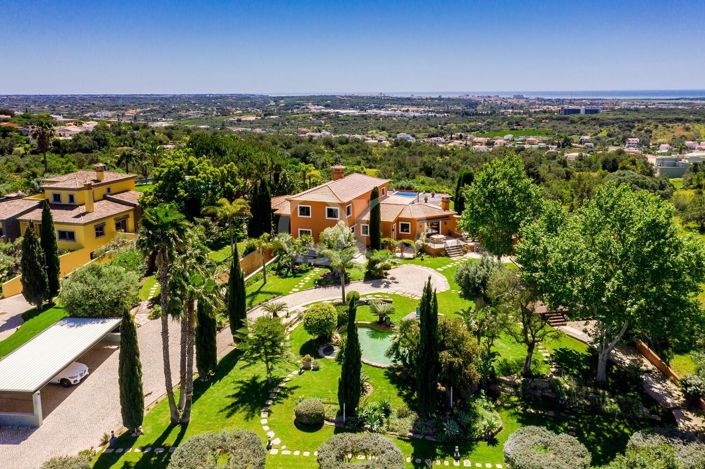 Image No.50-5 Bed House for sale