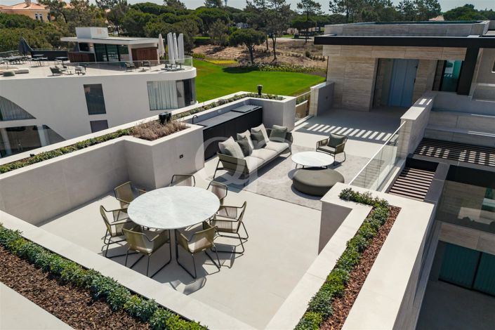 Image No.2-3 Bed House for sale