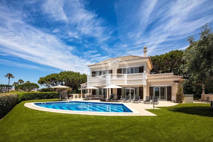 Image No.1-4 Bed House for sale